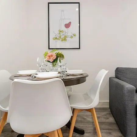 Bridge Court: Luxury Canal-view With Parking * Birmingham